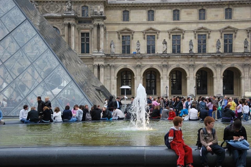 entree-musee-louvre-226