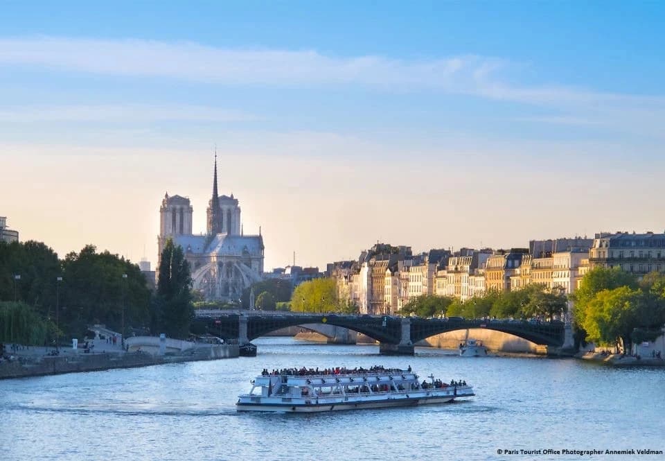 evite-a-fila-passeio-de-barco-seine-115